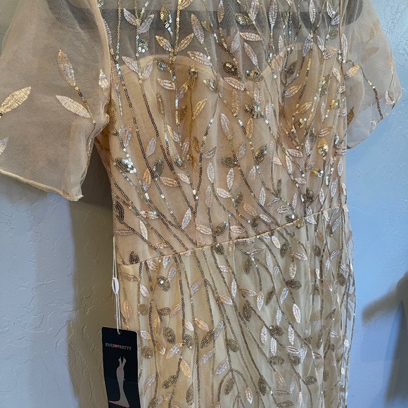 ever pretty champagne dress Keep it between us champagne is the IT color this season #everpretty #LoveEverPretty #weddinggueststyle #weddingguestdress